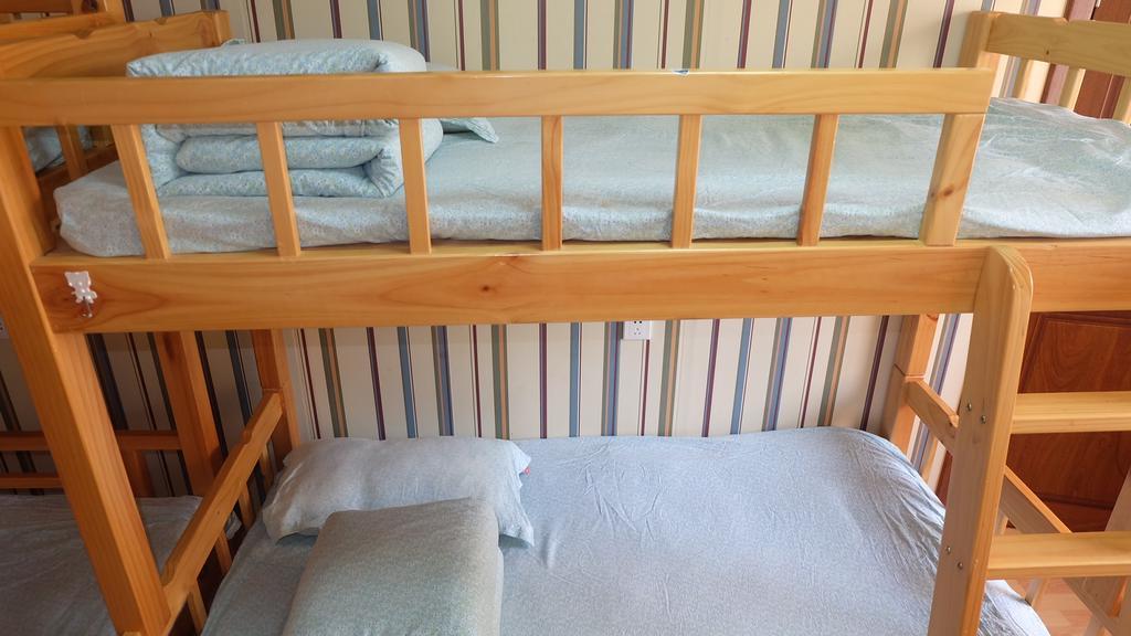 Liusu Hostel Jinling Branch Нанкин Экстерьер фото