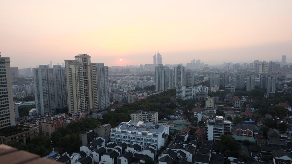 Liusu Hostel Jinling Branch Нанкин Экстерьер фото